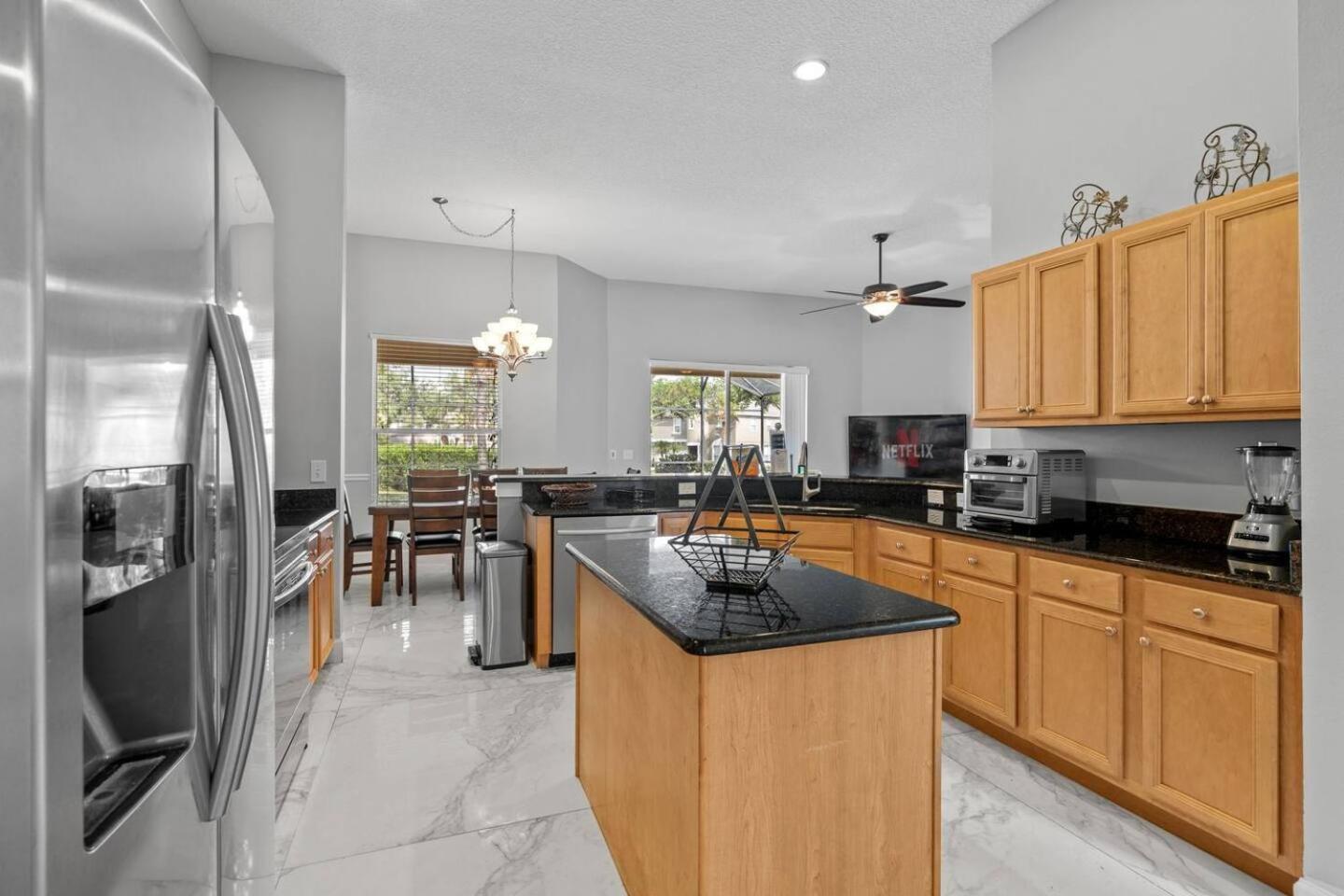 6 Bedroom 5 Bathroom Emerald Island 2601 Ib Kissimmee Exteriör bild